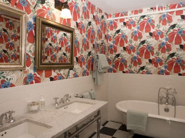 Maidstone Hotel Bathroom