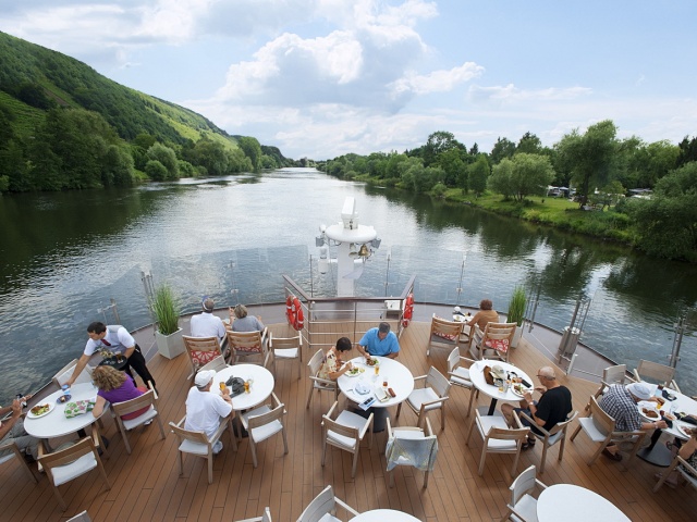 Viking River Cruises - Dining on Deck