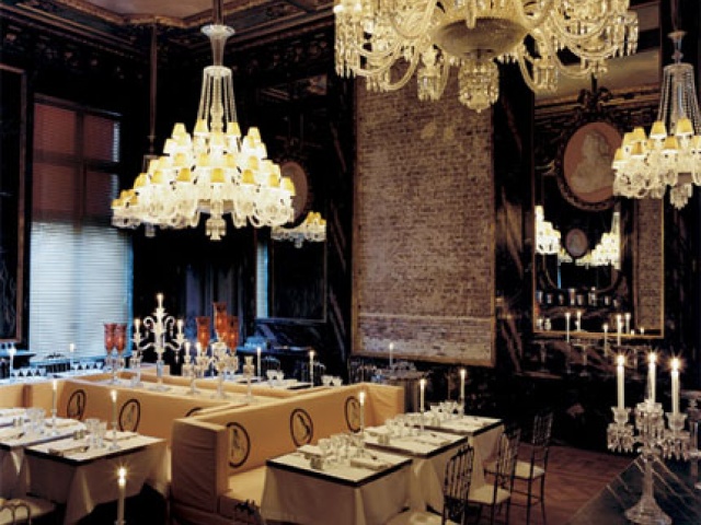 Baccarat Cristal Room