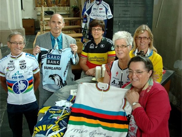 Notre Dame des Cyclistes - Jerseys